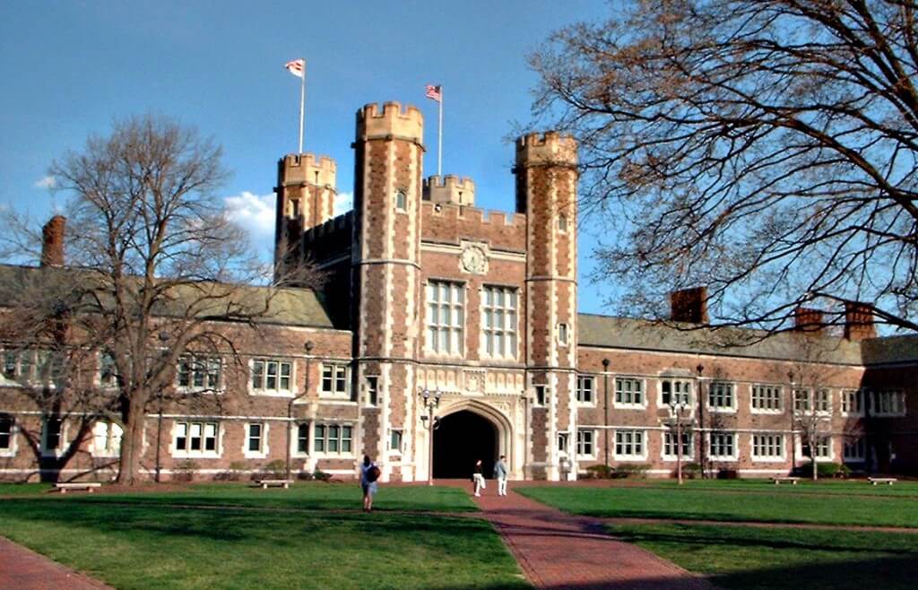 Washington University in St. Louis - Best Urban College Campuses