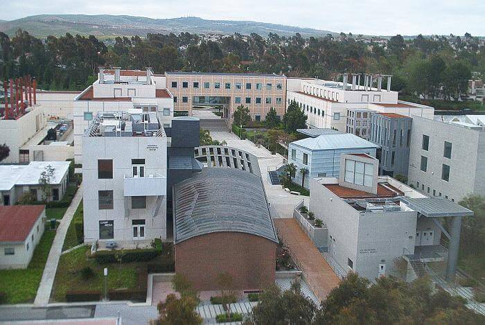 University of California-Irvine Henry Samueli School of Engineering complex.