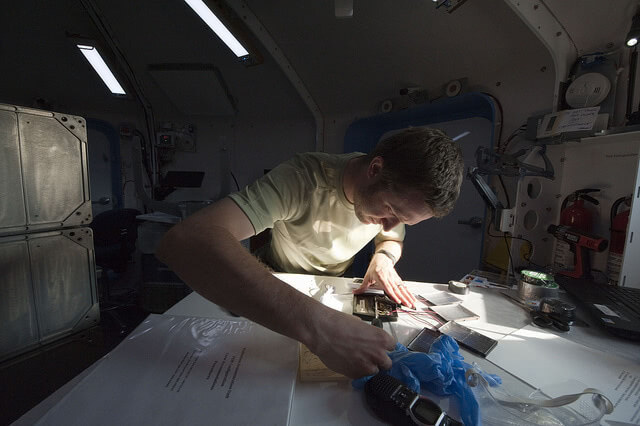 Here are some tips on how to compare online engineering degree programs.