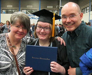 Parent checklist on getting your student into college