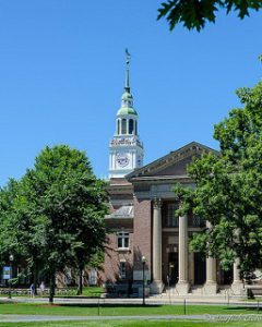 A building on the Dartmouth College - Best Colleges in the Northeast