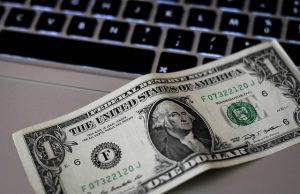 Is crowdfunding to pay off student loans feasible