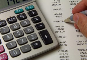 What are some jobs for an economics major?