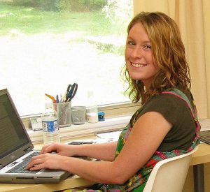 Some internships offer college credits as compensation.