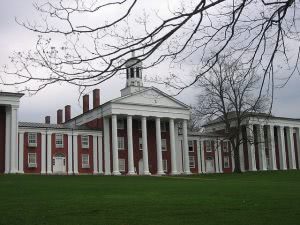 Washington Hall at Washington and Lee University.