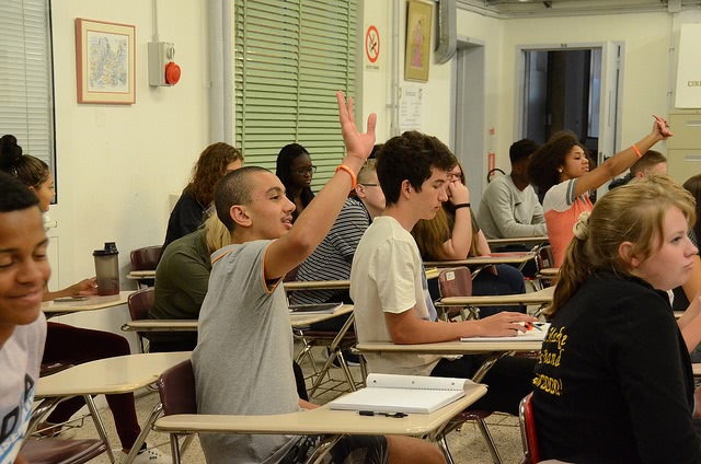 Here's how to figure out what to major in while you're in high school.