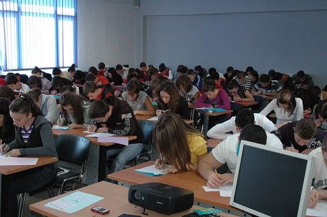 Here are the top 10 SAT test taking tips.