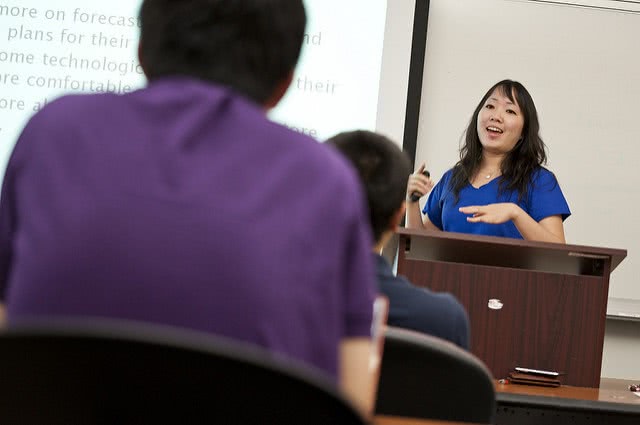 student to faculty ratio