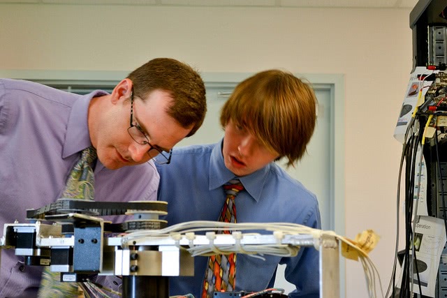 How to pick a college major this summer