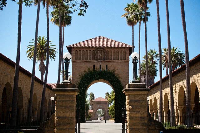 Is a college's acceptance rate really that important?