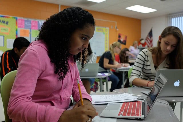 Do colleges look at middle school grades?