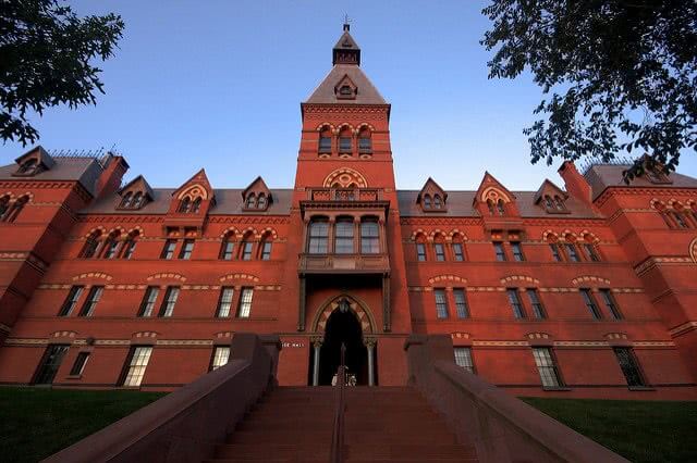 Cornell University accepts rolling admission