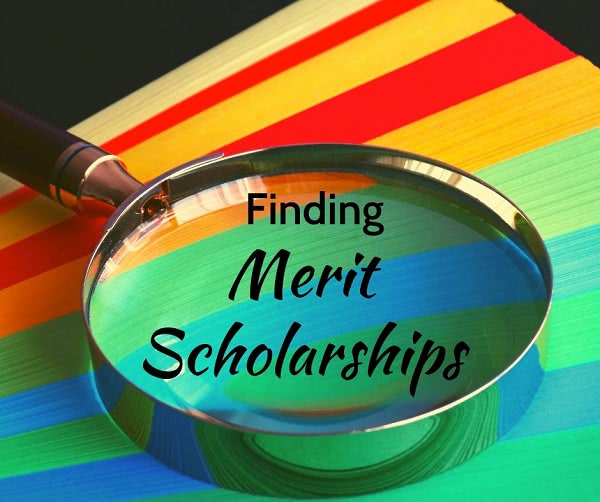 Magnifying glass with text: finding merit scholarships