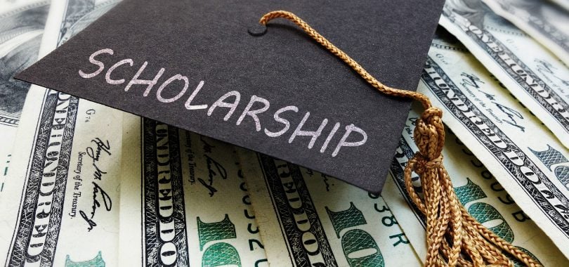 how-many-scholarships-can-one-person-get-college-raptor-blogcollege